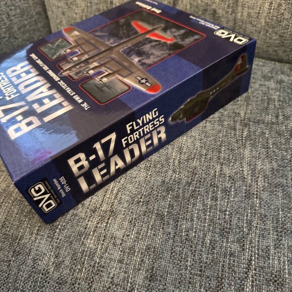 B-17 Flying Fortress Leader (open, unpunched) DVG Games & Draco Ideas - Picture 5 of 16